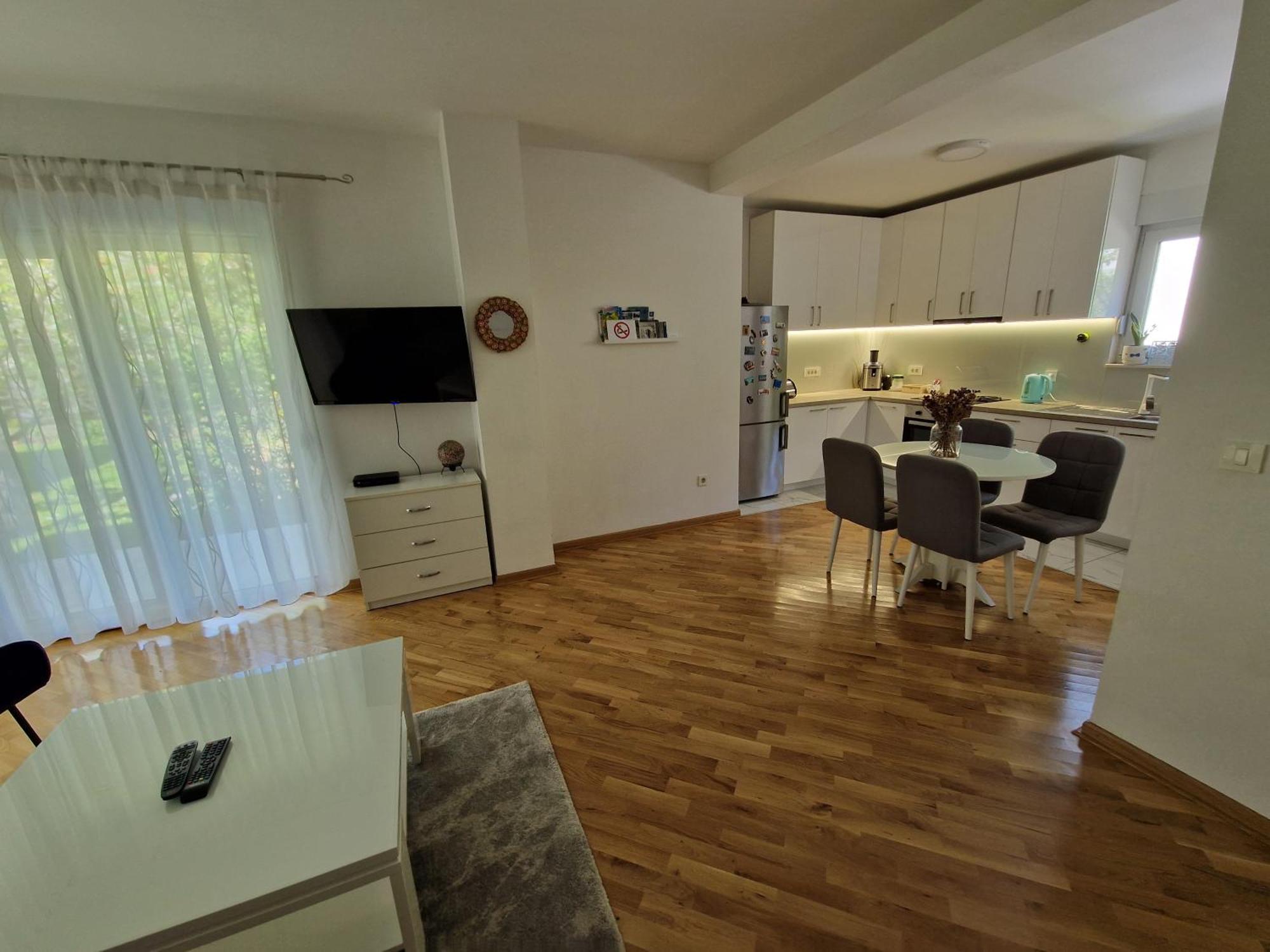 Villa Tamara With Garden And River View - Free Private Parking - Garage Mostar Exterior foto